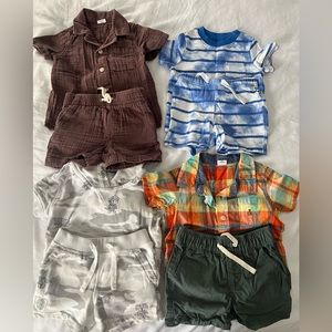 Gap baby boy set of 4 outfits for summer.